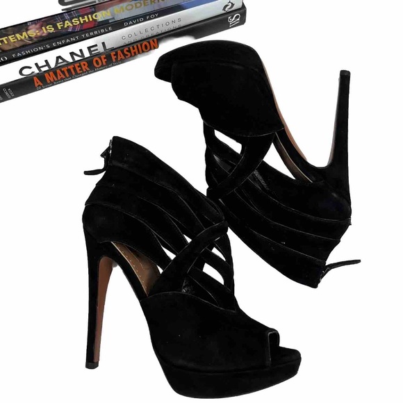 Alaia Heels Laser Cut Out Suede Stiletto Pumps - Picture 1 of 10